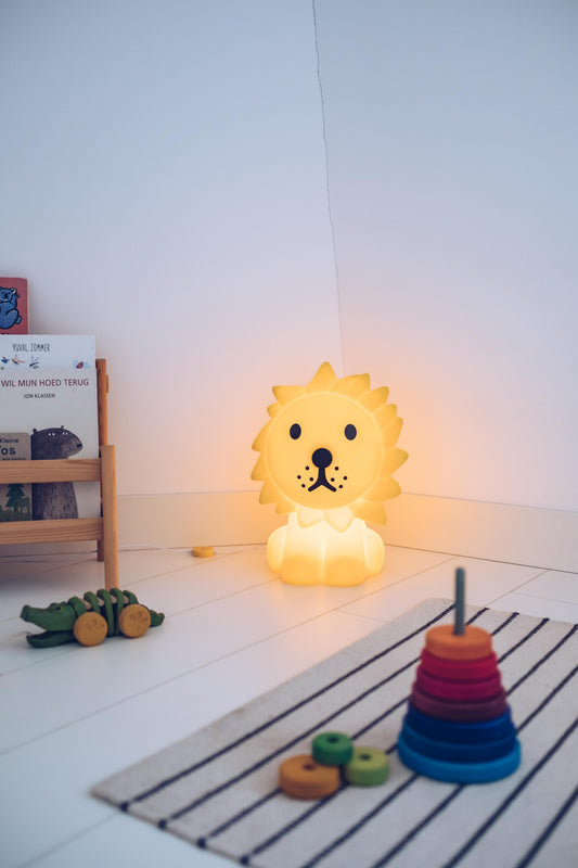Mr Maria - Lion Star Light Lamp (25 x 30 x 41cm)