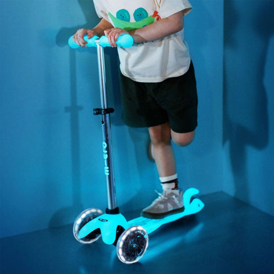 Micro Mini Deluxe Glow LED Plus 3 Wheel Scooter - Glacier Aqua